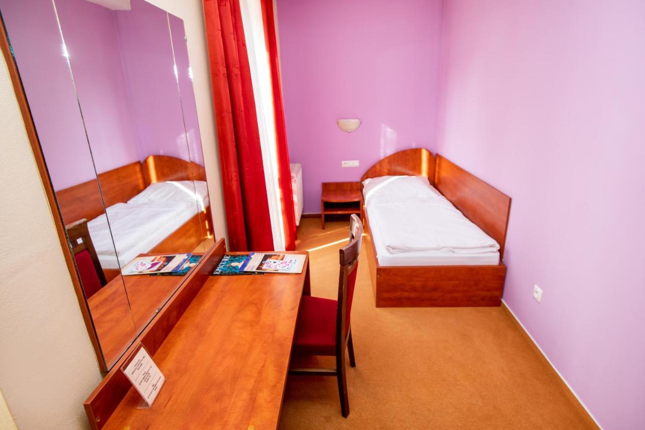 Hotel Boss Ζιλίνα Εξωτερικό φωτογραφία