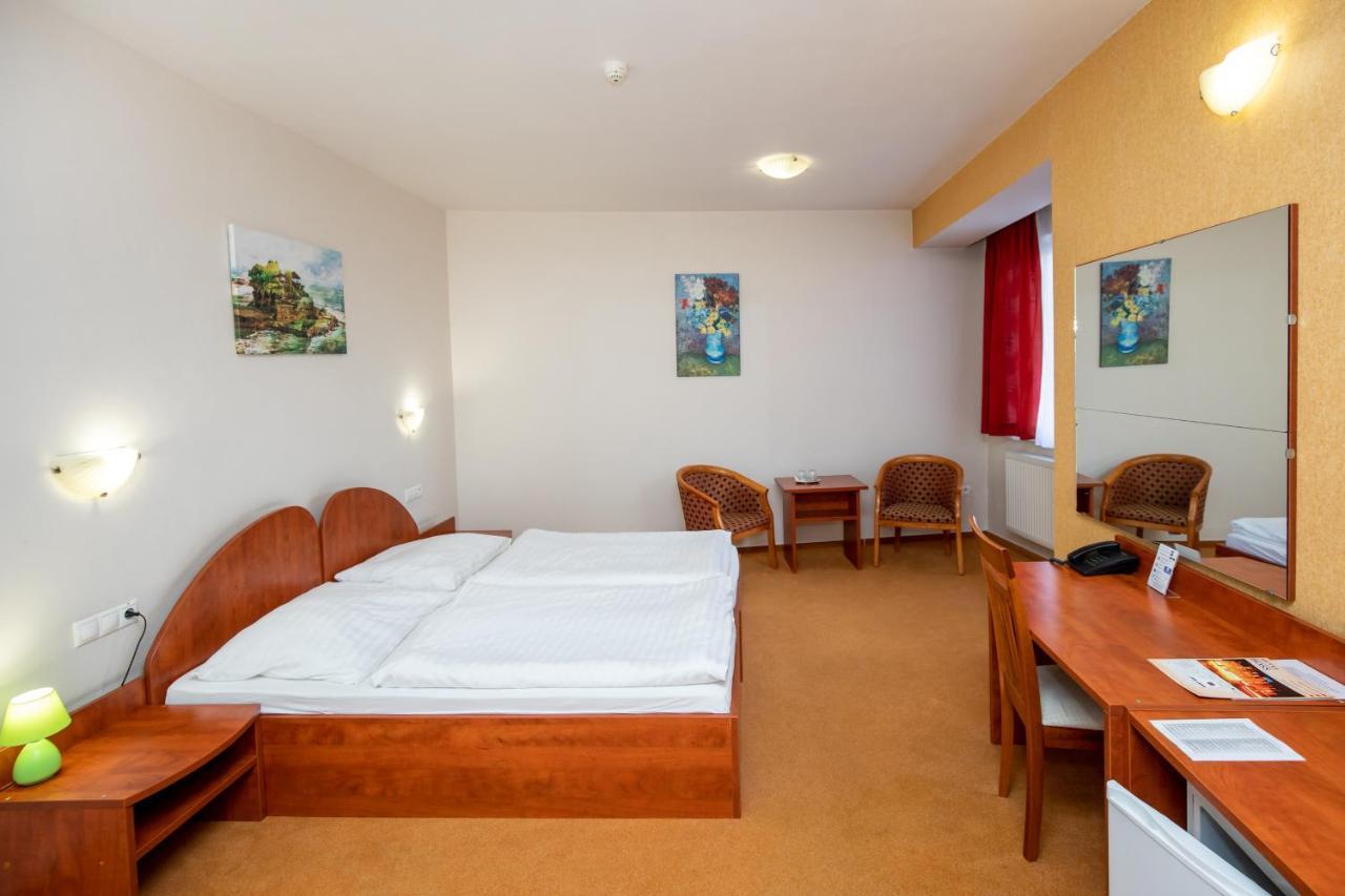 Hotel Boss Ζιλίνα Εξωτερικό φωτογραφία