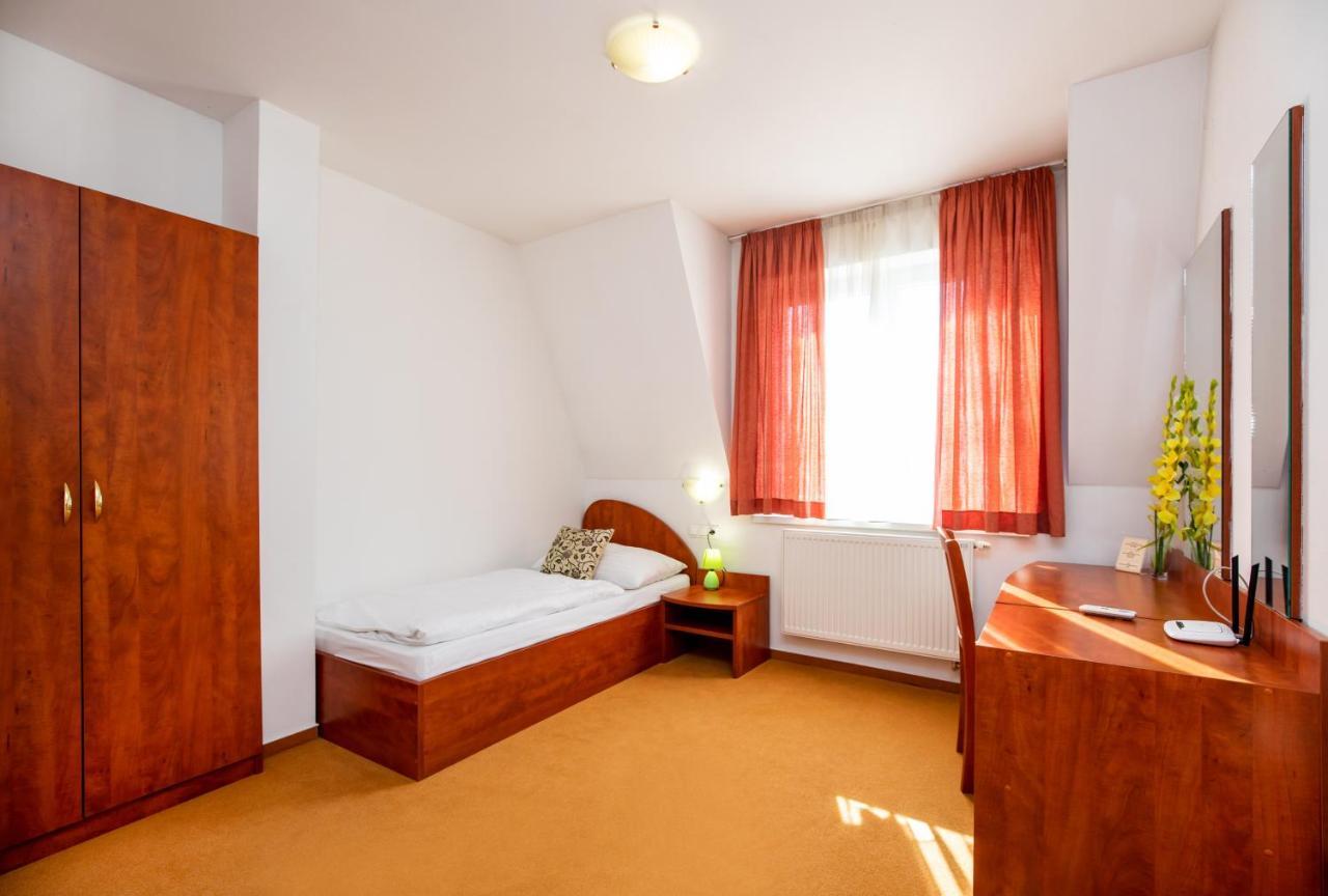 Hotel Boss Ζιλίνα Εξωτερικό φωτογραφία