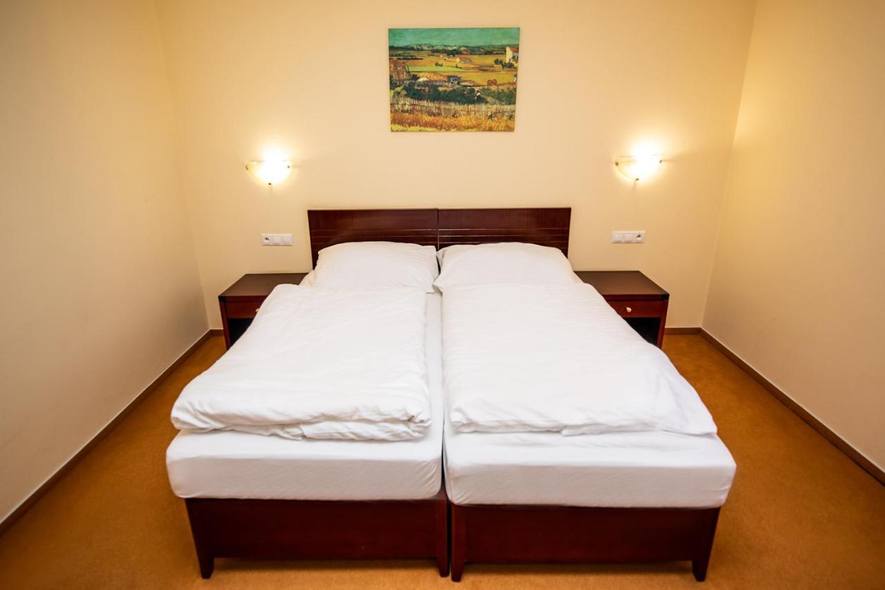 Hotel Boss Ζιλίνα Εξωτερικό φωτογραφία